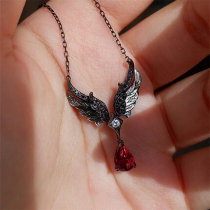 sylus black feather necklace