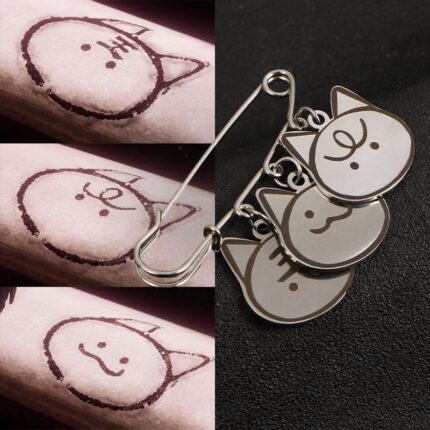 sylus cat pin decoration